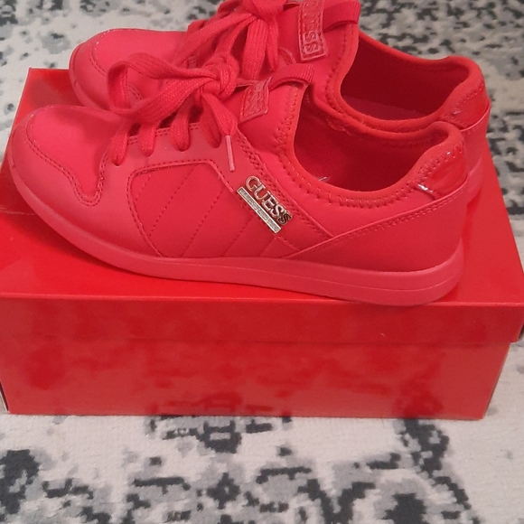 Shoes - Picture 3 of 3